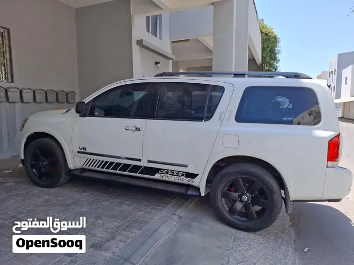 Nissan Armada 2013 photo 3
