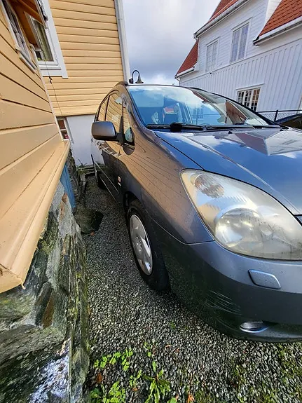 Toyota Corolla Verso 2003 photo 4