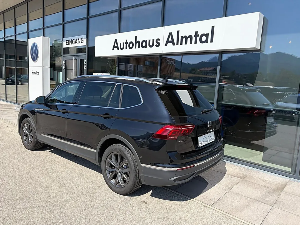 Volkswagen Tiguan Allspace 2023 photo 3
