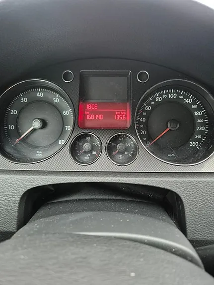 Volkswagen Passat 2006 photo 2