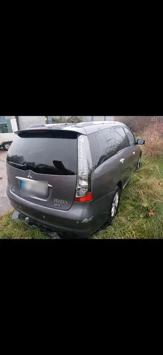 Mitsubishi Grandis