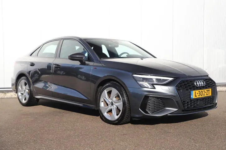 Audi A3 2021 photo 3