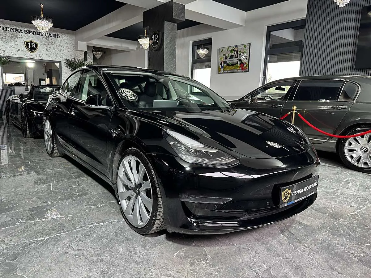 Tesla Model 3 2020 photo 5