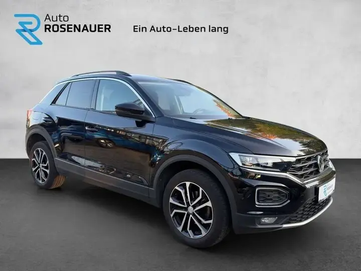 Volkswagen T-Roc 2019 photo 2