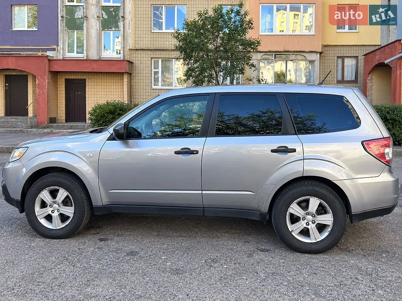 Subaru Forester 2010 photo 3