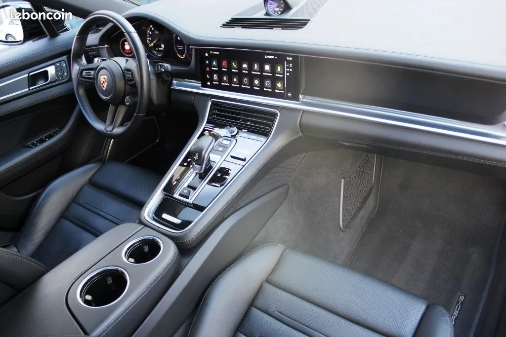 Porsche Panamera 2023 photo 3