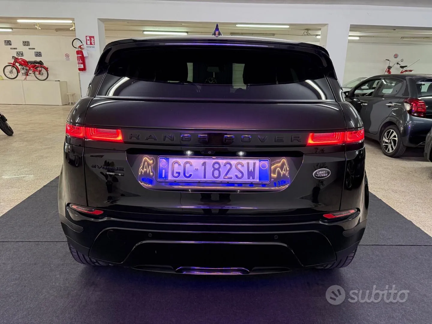 Land Rover Range Rover Evoque 2020 photo 4