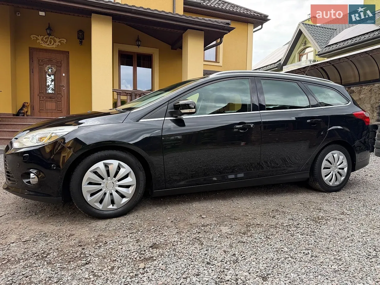 Ford Focus 2013 photo 3