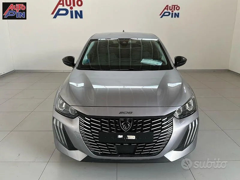 Peugeot 208 2025 photo 2