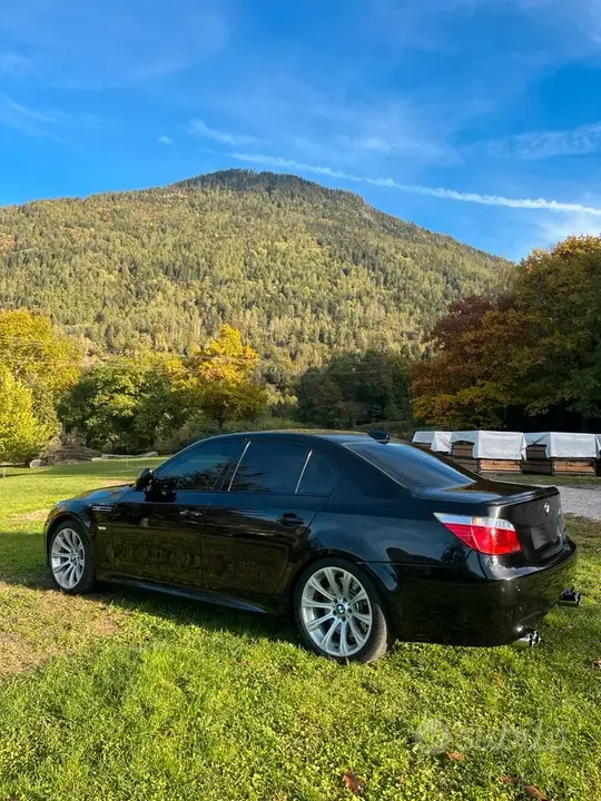 BMW 5 Series 2005 photo 3