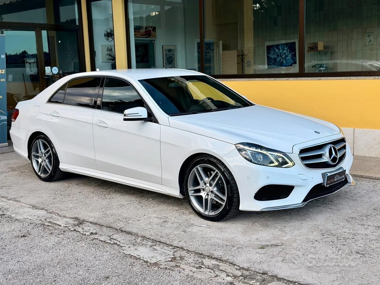 Mercedes-Benz E 300 2014 photo 3