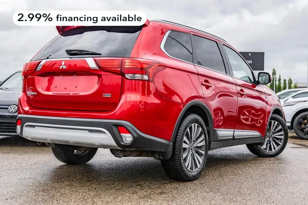 Mitsubishi Outlander 2020 photo 2
