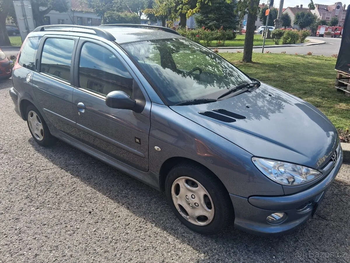 Peugeot 206 2006 photo 3