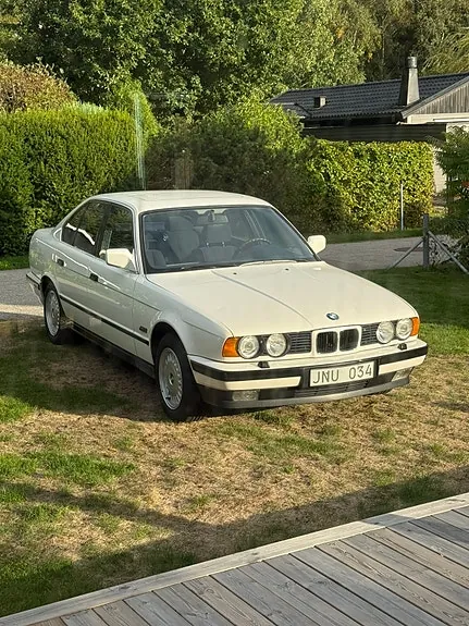 BMW 525I