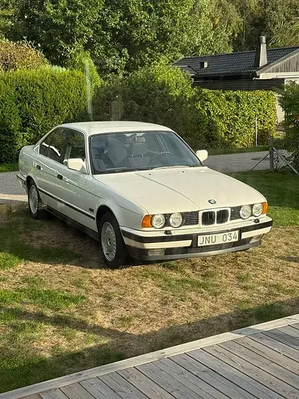 BMW 525I