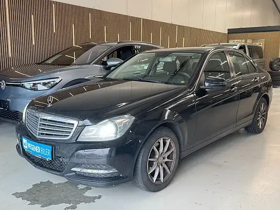 Mercedes-Benz C220