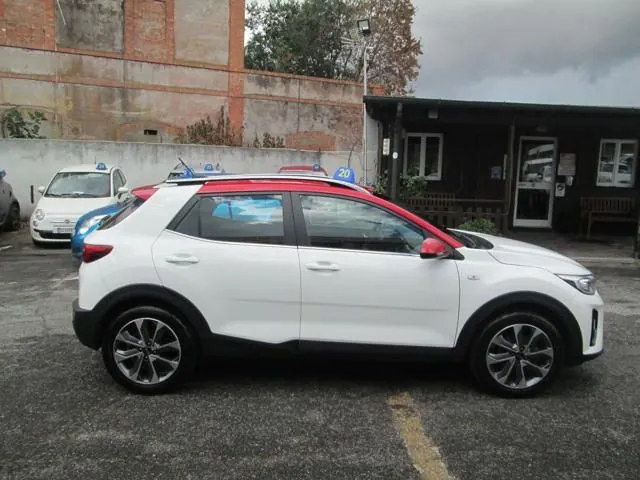 Kia Stonic 2019 photo 2