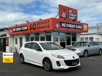 Mazda Axela 2013 photo 2