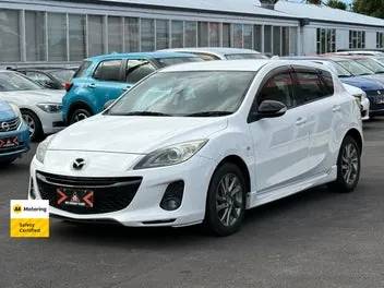Mazda Axela 2013 photo 4