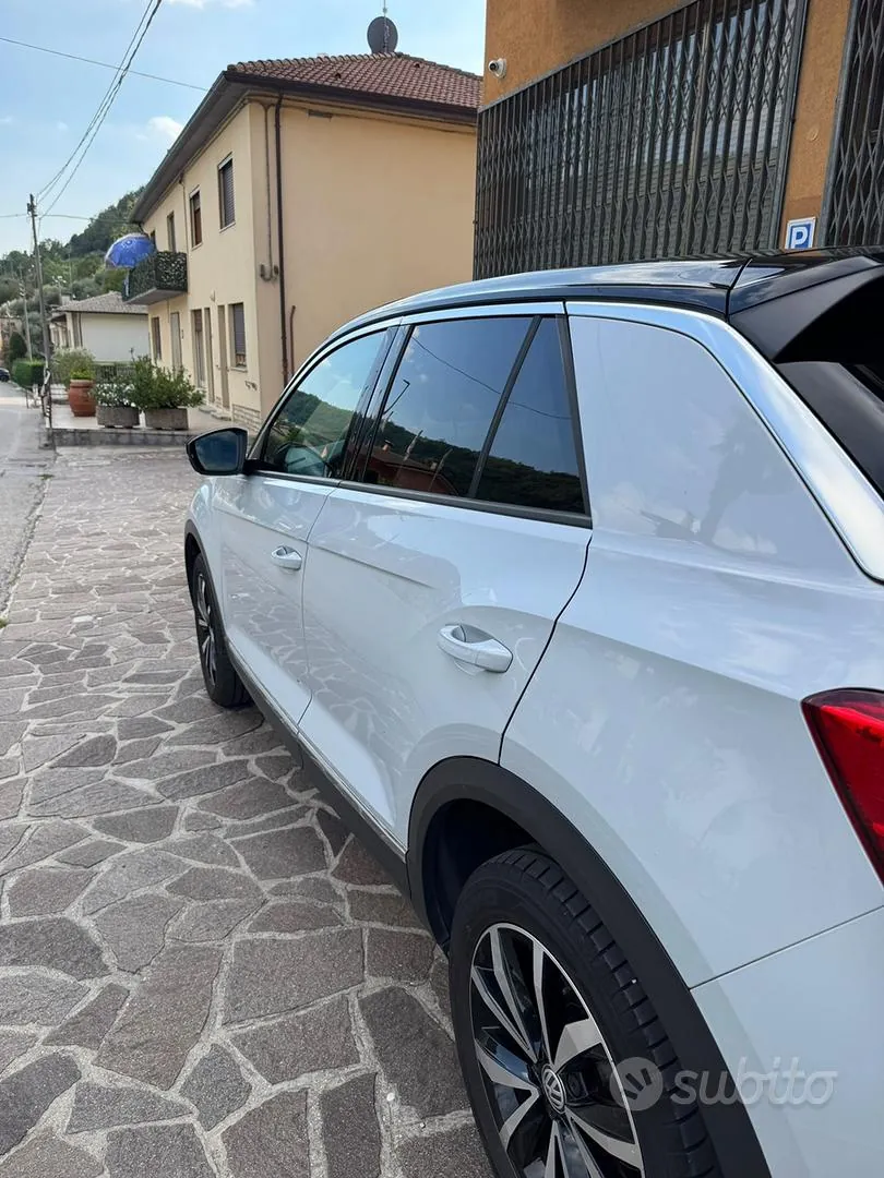 Volkswagen T-Roc 2018 photo 4