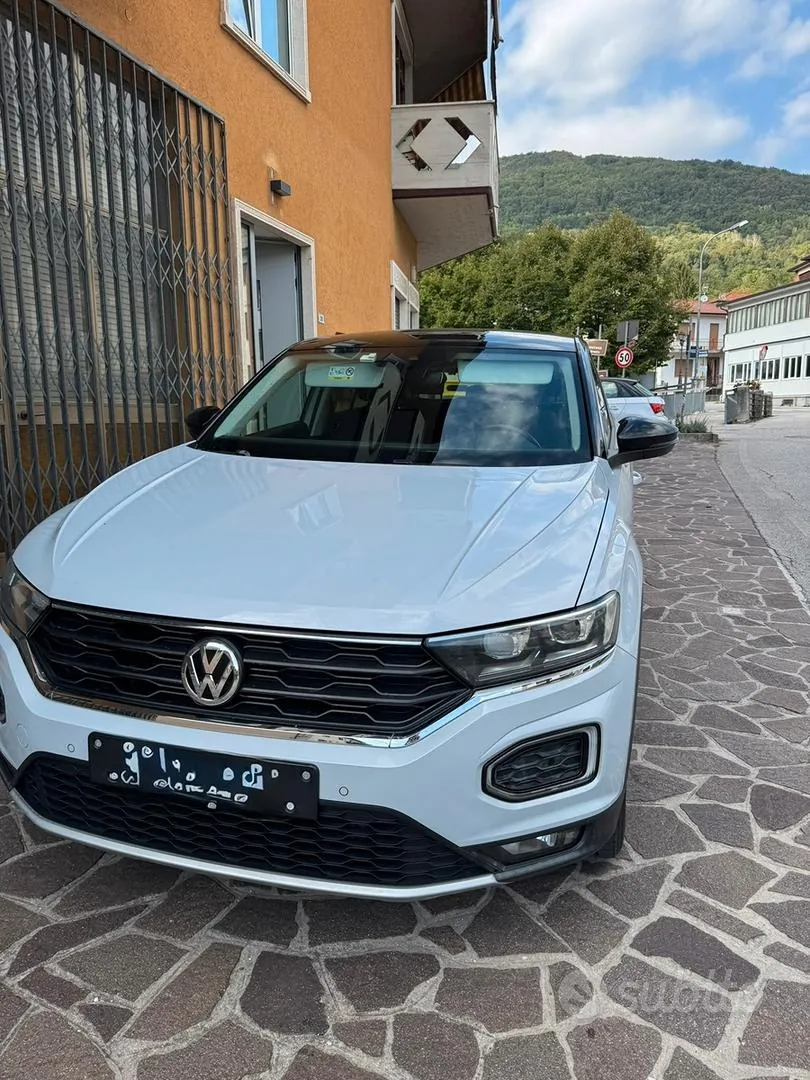 Volkswagen T-Roc 2018 photo 3