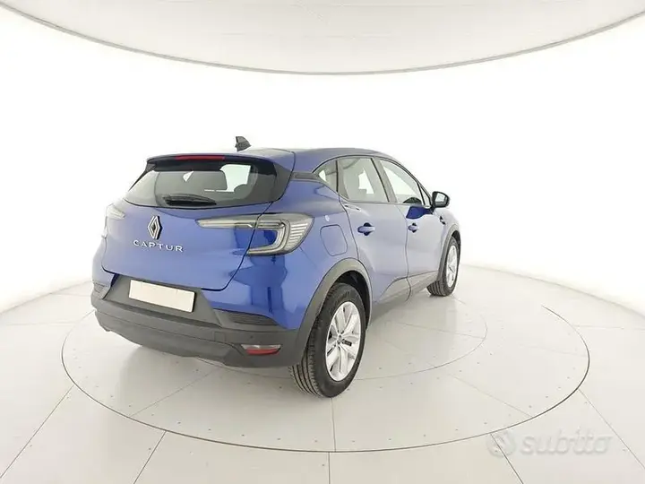 Renault Captur 2025 photo 2
