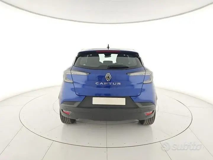 Renault Captur 2025 photo 3