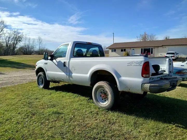 Ford F350 2000 photo 2