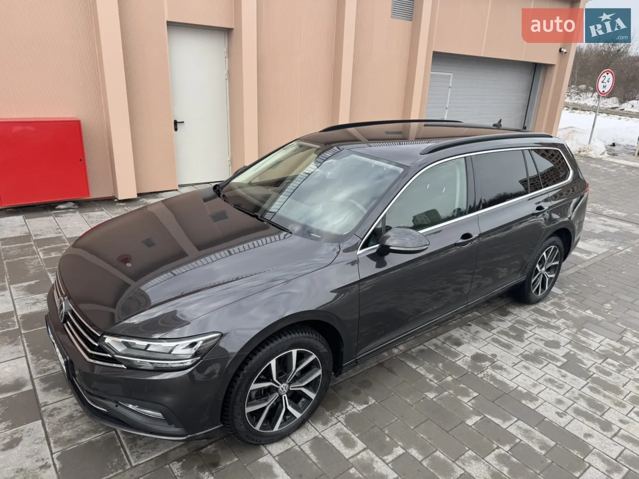 Volkswagen Passat 2020 photo 3