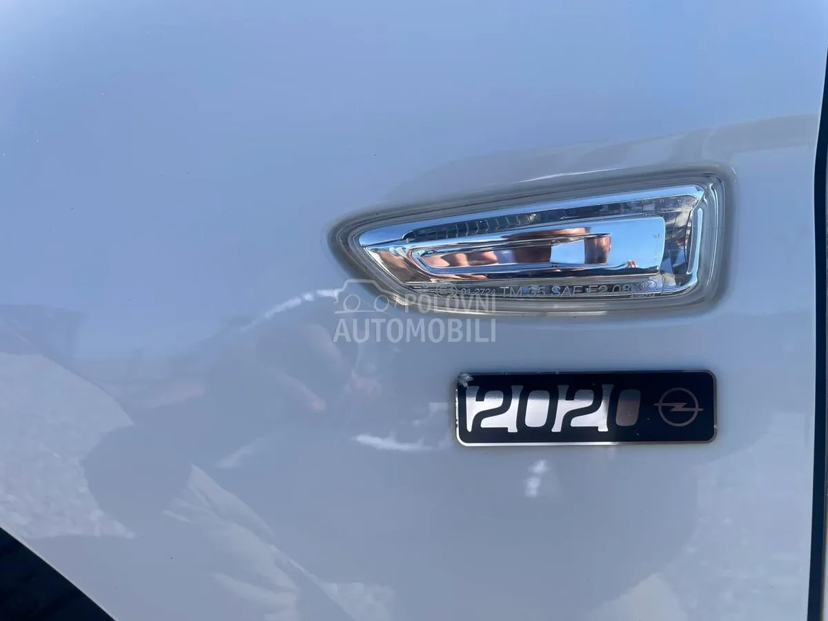 Opel Astra K 2020 photo 2