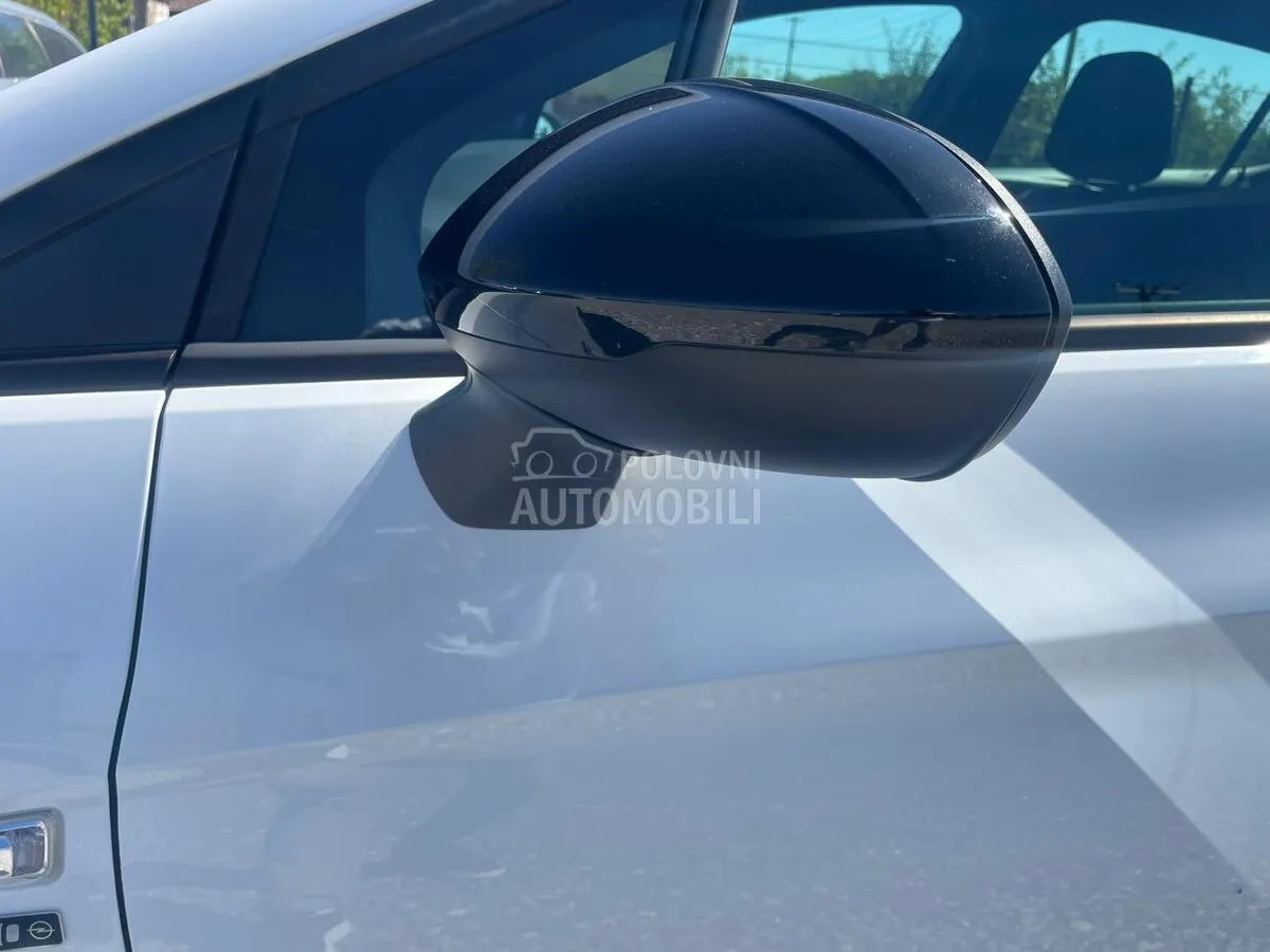 Opel Astra K 2020 photo 3