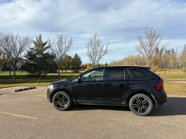 Ford Edge 2014 photo 2