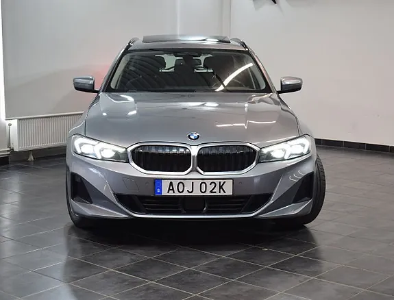 BMW 320D 2023 photo 2