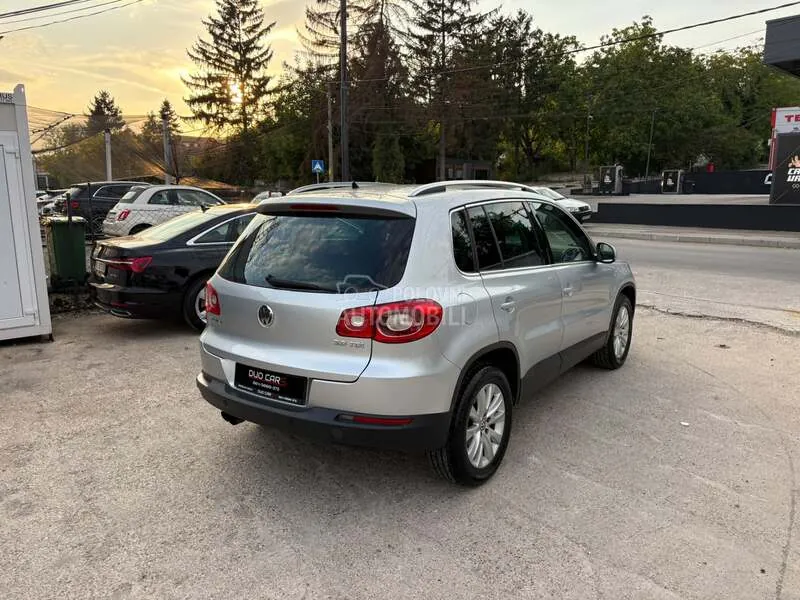 Volkswagen Tiguan 2009 photo 5
