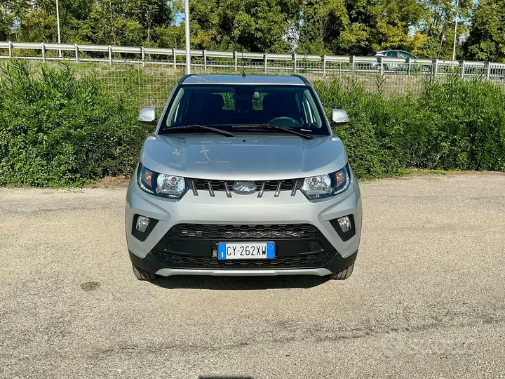Mahindra Kuv100