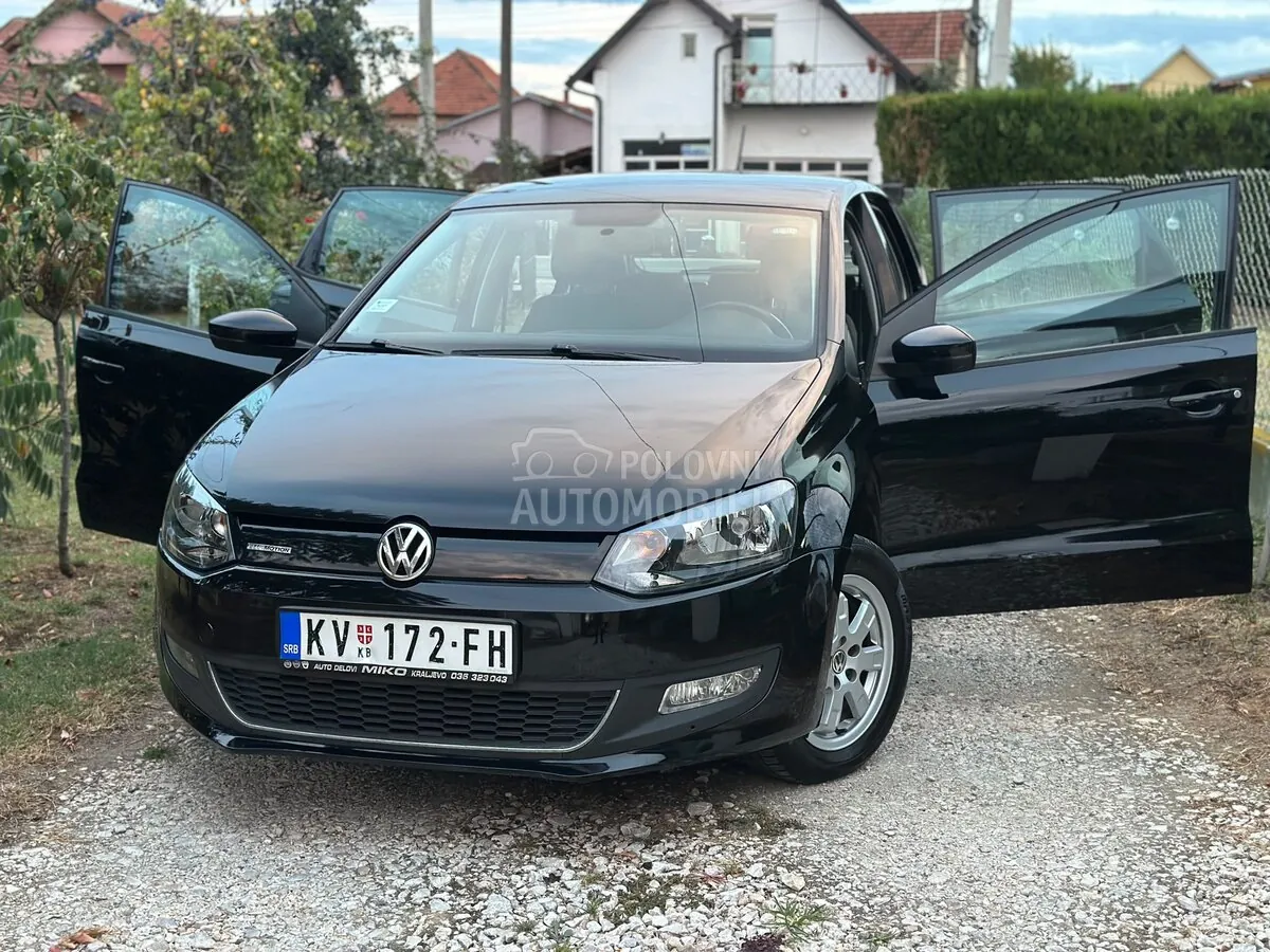 Volkswagen Polo 2013 photo 2