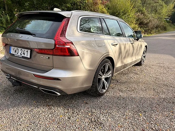 Volvo V60 2019 photo 5