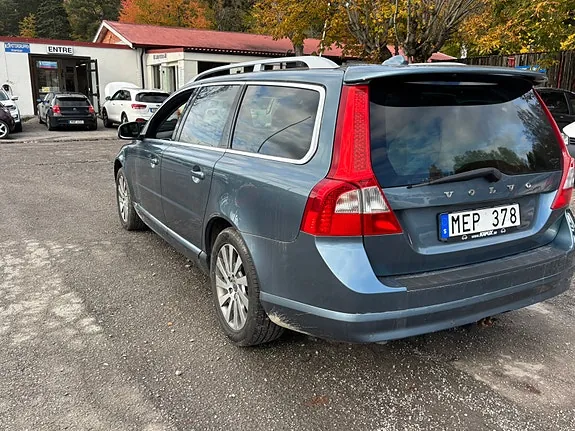 Volvo V70 2012 photo 4