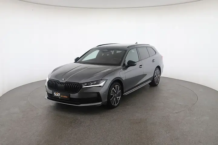 Skoda Superb 2025 photo 3
