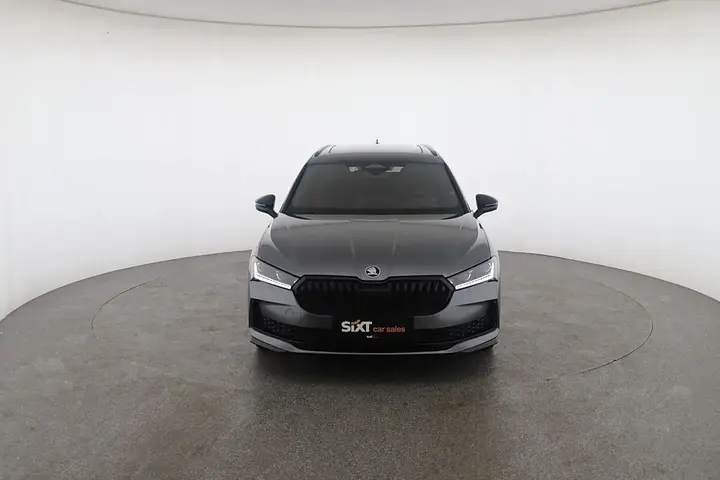 Skoda Superb 2025 photo 2