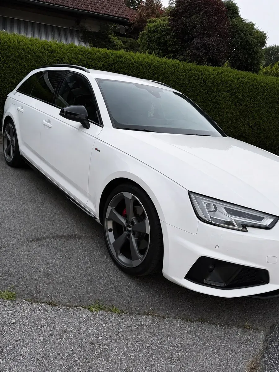 Audi A4 2019 photo 3