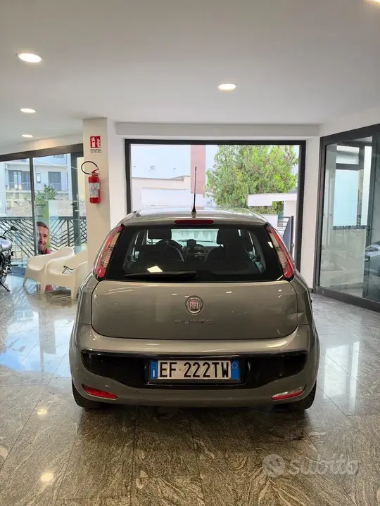 Fiat Punto Evo 2010 photo 3
