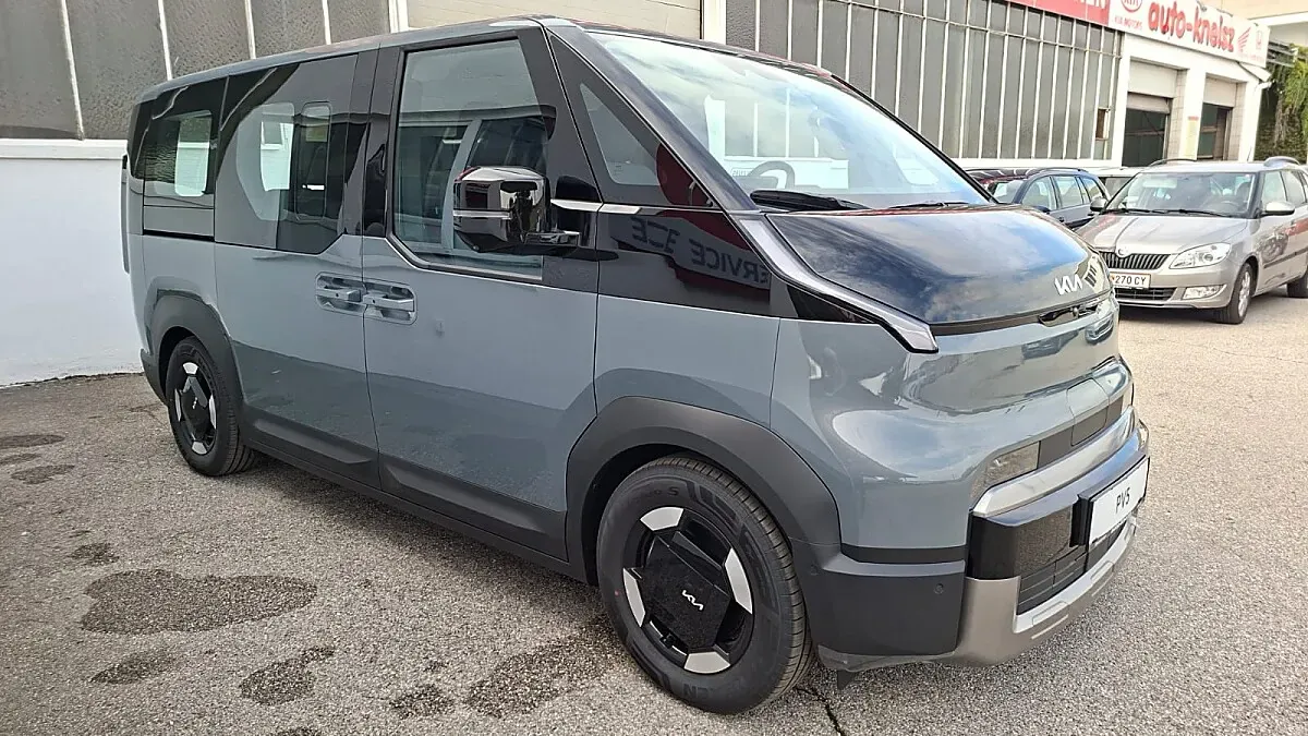 Kia Pv5 photo 3