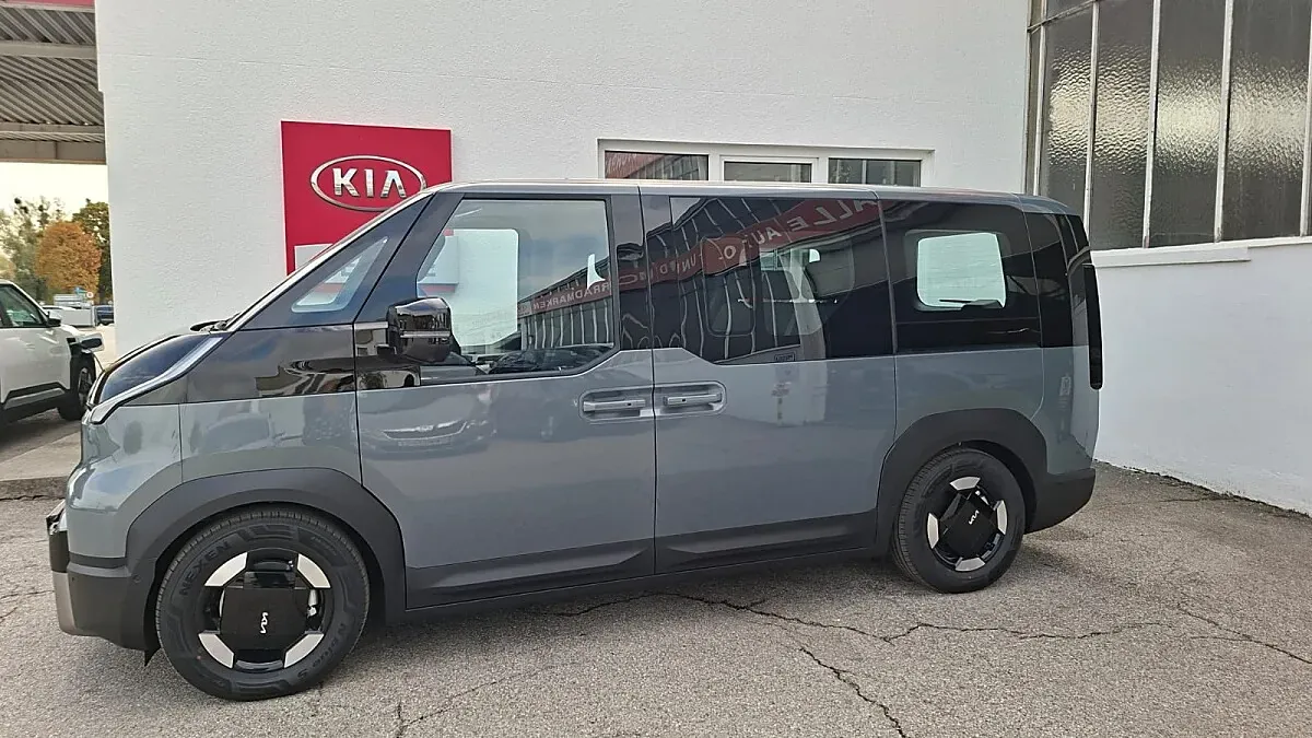 Kia Pv5