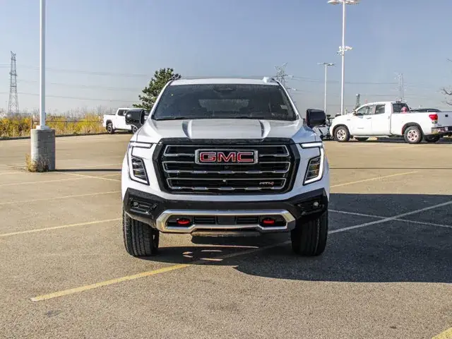 GMC Yukon Xl 2027 photo 3