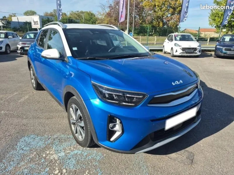 Kia Stonic 2022 photo 3