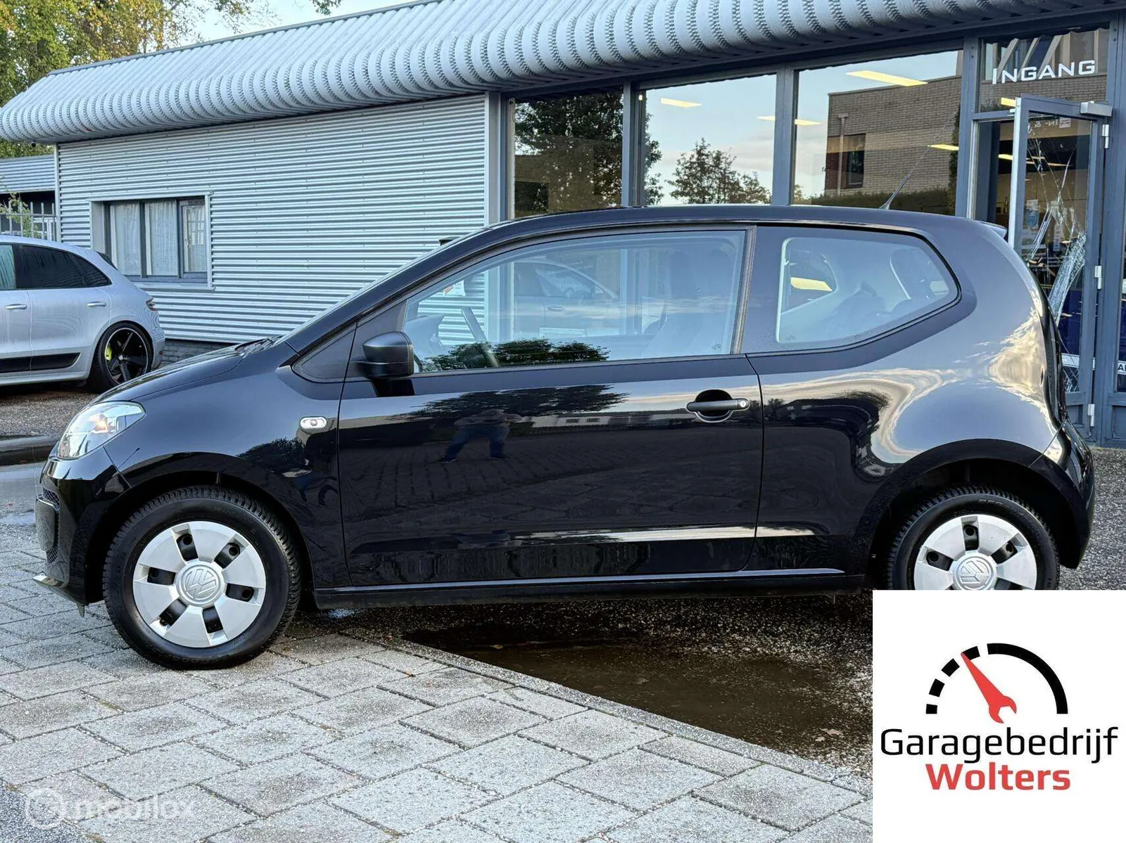 Volkswagen Up 2013 photo 2