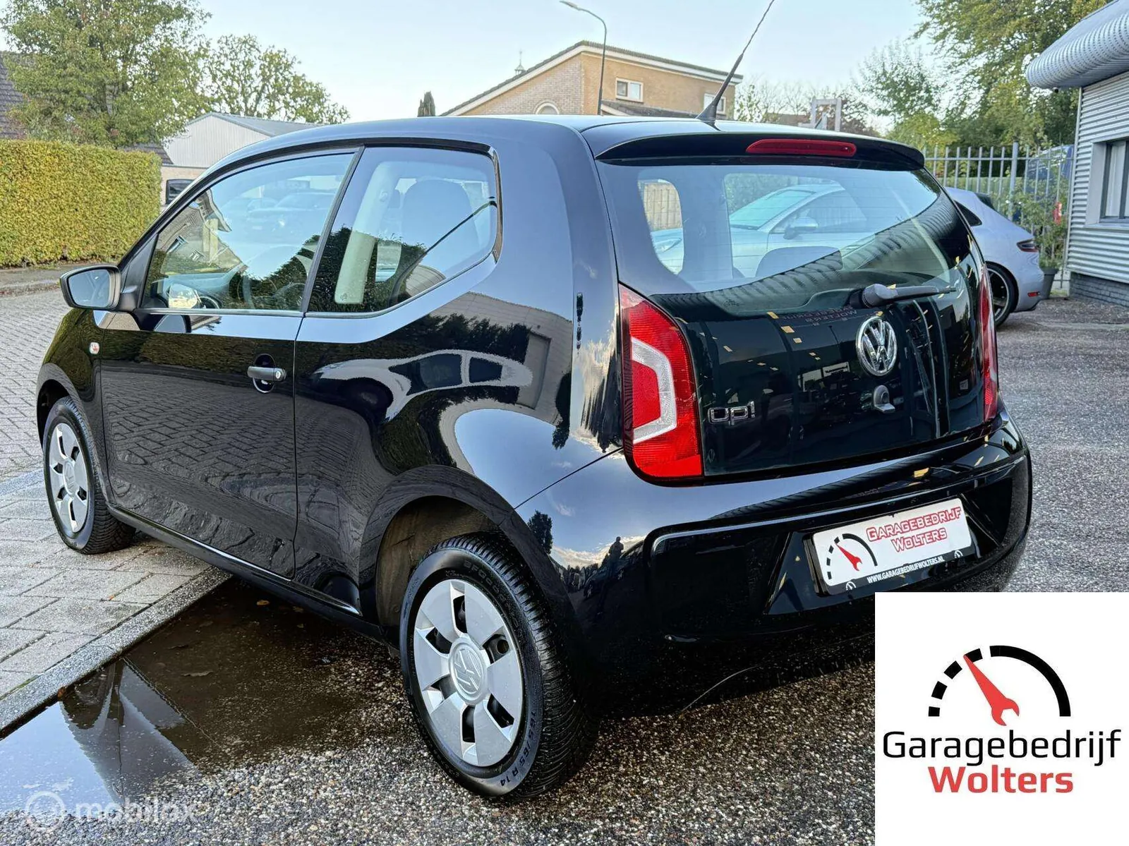 Volkswagen Up 2013 photo 3