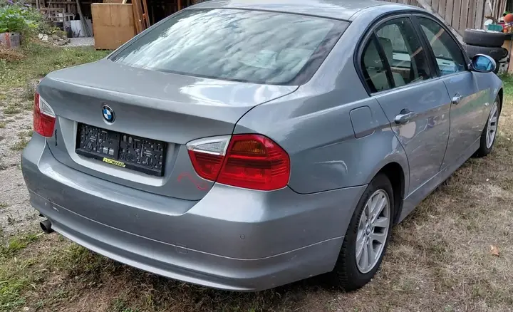 BMW 3 Series 2006 photo 3