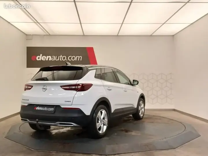 Opel Grandland X 2019 photo 2